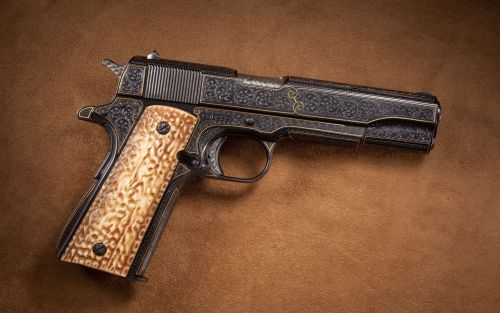 Colt 1911 — right side