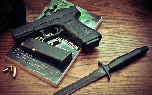 Glock 19 — top and sights